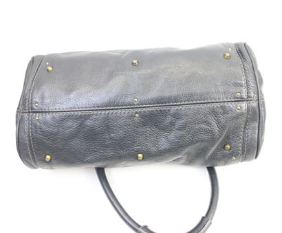 null CHLOE 

Paddington bag in grey leather, double handle for hand or shoulder carrying,...