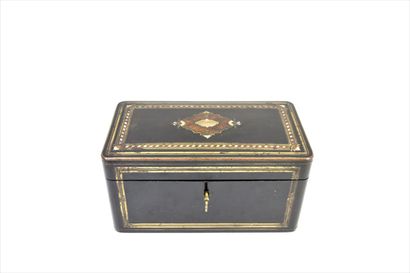 null Blackened wood tea box decorated with mother-of-pearl, brass and wood marquetry...