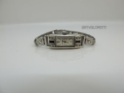 null DELBANA

Ladies' watch in metal, circa 1930.

Gross weight: 17,4 g



LEGAL...