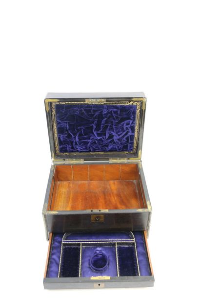 null Blackened wood and rosewood veneer jewelry box opening by a flap and a drawer...