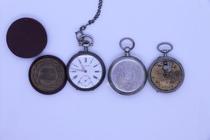null Silver pocket watch with enamelled dial with Roman numerals for the hours and...