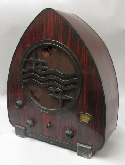 Philips Radio modèle boite à jambon 936.vers 1933.