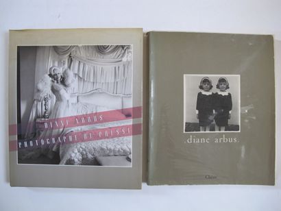 DIANE ARBUS Deux ouvrages, livres sur Diane ARBUS.

- "Diane Arbus", Doon Arbus and...