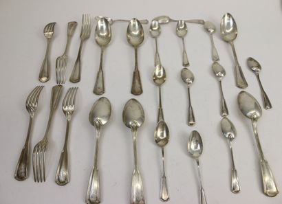 null A 950°/°° silver household set, figured, comprising 

Twelve coffee spoons Weight:...