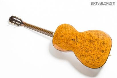 null Très belle et rare guitare romantique italienne portant étiquette authentique...