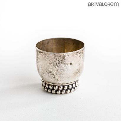null Jean DESPRES (1889 - 1980) Attributed to

Small silver cup 925°/°° with foot...