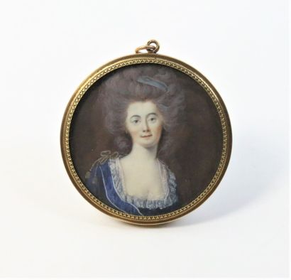 null Ecole de la fin du XVIIIème siècle

Portrait de femme à la robe bleue. 

Miniature...