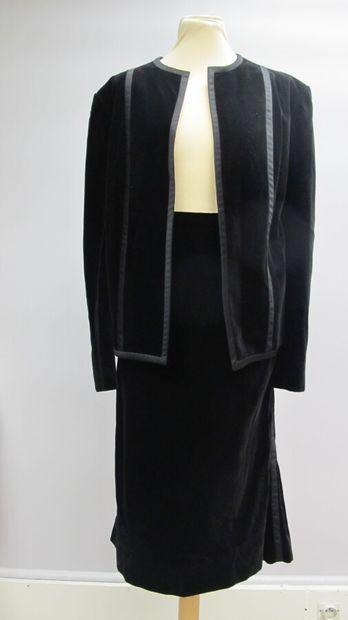 CELINE Paris

Two piece set: black velvet...