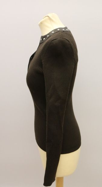 null CELINE 

Brown ribbed wool blend sweater with brown leather trim

Size M

(...