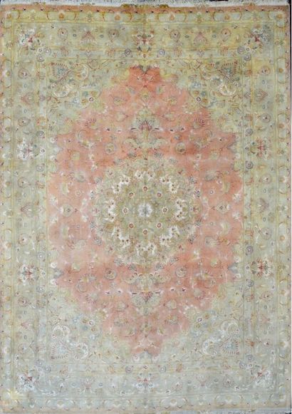 null Large and fine Tabriz (northwestern Iran) circa 1975.

Salmon-pink field with...