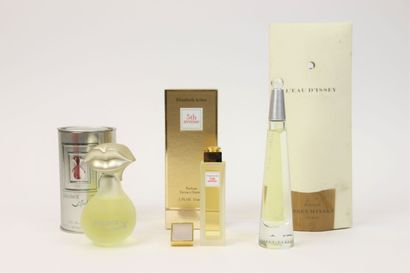 null Divers parfumeurs (Années 1990)

Lot comprenant : le flacon vaporisateur 50...