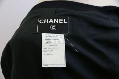 null CHANEL Spring 2004 

Black wool jacket, black silk lining, without collar, with...