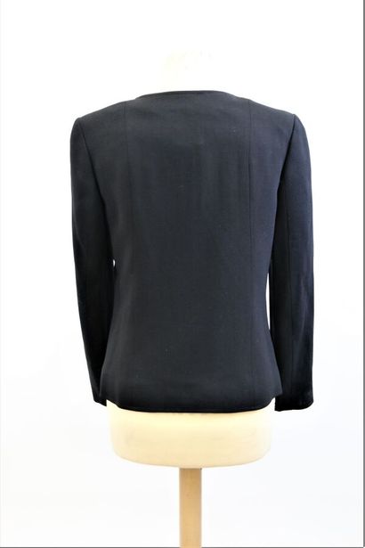 null CHANEL Spring 2004 

Black wool jacket, black silk lining, without collar, with...