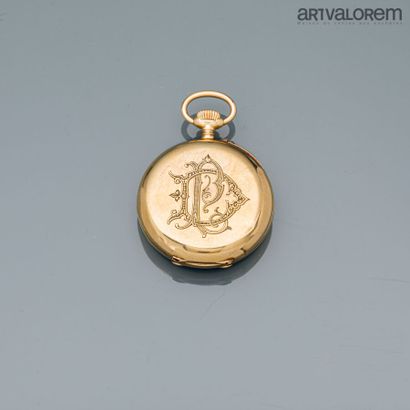 null Pocket watch in yellow gold 750°/°°, white enamelled dial with Roman numerals...