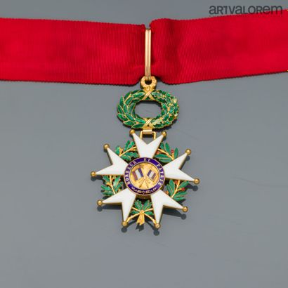 null Croix de commandeur de la Légion d'Honneur en or jaune 750°/°°. Epoque IIIe...