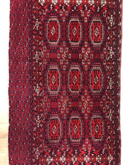 null Très fin Tchouval Tekke boukhara (Turkmen) vers 1870

Velours en laine soyeuse...