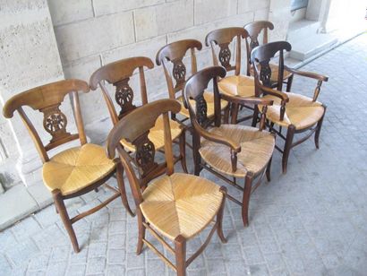 null Quatre chaises paillées et deux fauteuils paillés, dossier arbalète, bandeau...