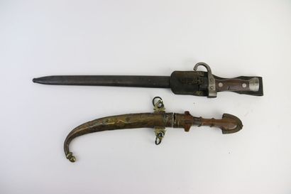 null Lebel bayonet with its line, and a goumiah. (As is)