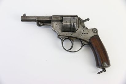 null Revolver 1873, manufacture of 1882. Registration number erased and stock plates...