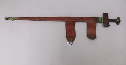 Epée touareg. (Bon état). 
L. 83 cm