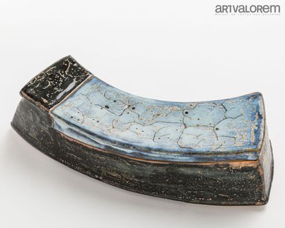 null DUBUC Philippe (born in 1947)

Curved box in stoneware enamelled and cracked...