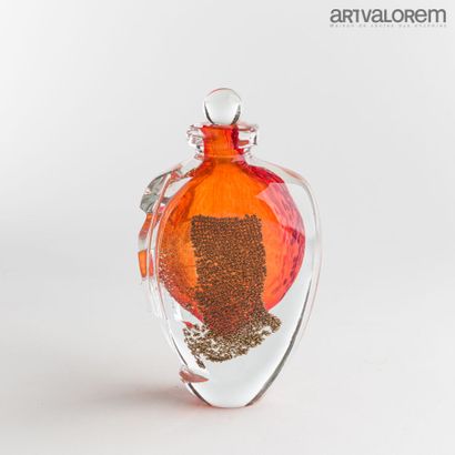 null DENIEL René (born in 1947)

Bottle of ovoid form with flattened body with geometrical...