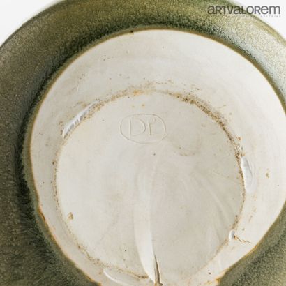 null PINSARD Danièle (born in 1941)

Stoneware globular vase with shoulder and hemmed...