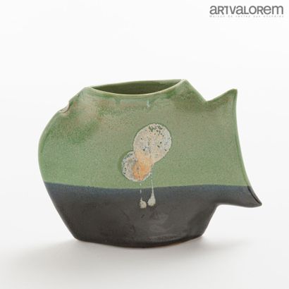 null HOUTMANN Colette (born in 1953)

"The vague moon"

Vase with two pinched walls...