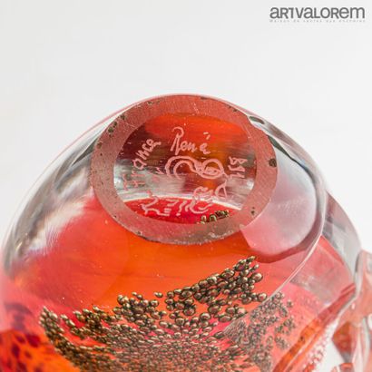 null DENIEL René (born in 1947)

Bottle of ovoid form with flattened body with geometrical...
