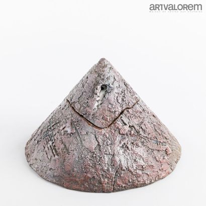 null VIOT Jean Pierre (born in 1936)

Covered box of conical form out of rough and...