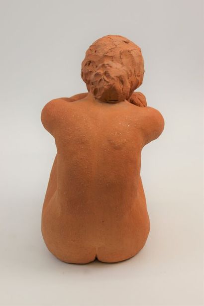 null GARDELLE Louise (born in 1944)

Crouching woman in terra cotta.

Stamp in hollow....