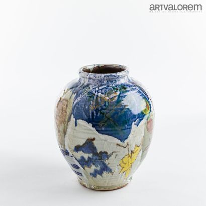 null LANOS Michel (1926-2005)

Ovoid vase with narrowed and hemmed neck in stoneware...