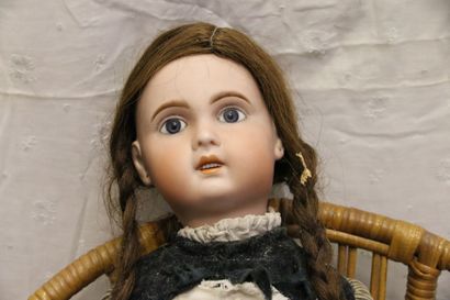 null French doll, with bisque head, open mouth, JUMEAU mold, marked "1907" size 11,...