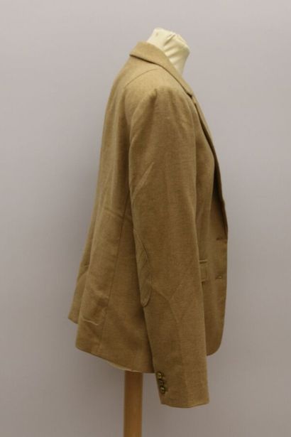 null BANANA REPUBLIC 

Camel wool jacket with two button closure, two flap pockets

Size...