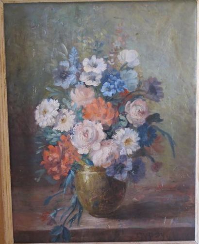 GYPSY. XX°Siècle "Bouquet de fleurs sur un entablement" huile sur toile signée en...