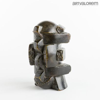 null Camilo OTERO (1932-2005)

Sans titre

Bronze à patine brune, n°4/6 (petites...