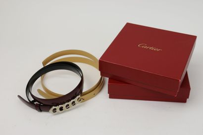 null CARTIER

Burgundy leather belt, and silver metal buckle.

We joined a box camel

With...