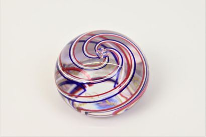 SAINT LOUIS

Paperweight in colorless crystal...