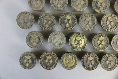 null Strong lot of 56 wax seals of town halls of the department of Eure-et-Loire...