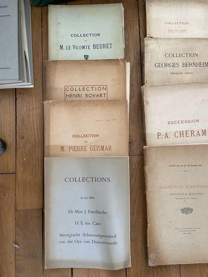 null [Sales catalogs]

Set of eleven sale catalogs, including: 

- Collection of...