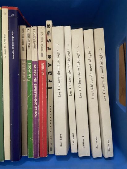 null [Fine Art]

Set of magazines including: - Les cahiers de Médiologie, - Travers,...