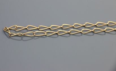 null Chain in yellow gold 750°/°°, links horse, clasp snap hook. 

Length : 41 cm...