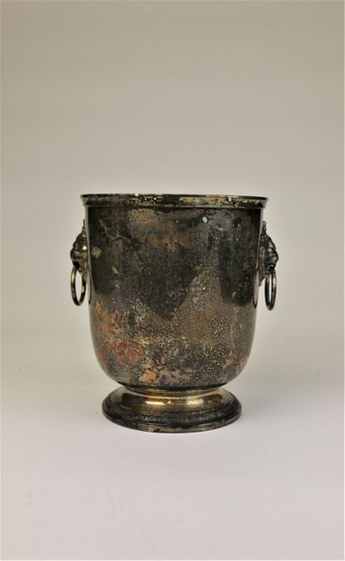 Champagne bucket in silver plated metal,...