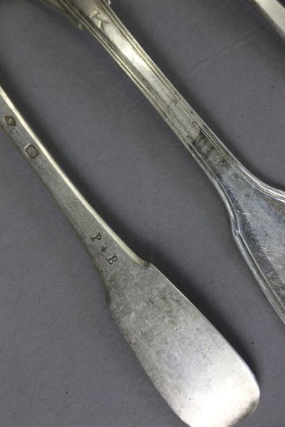 null A silver flatware, 18th century,
Fourteen silver cutlery uniplat model, Paris...