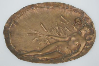 Plateau en bronze patine bronze, nymphe endormie...