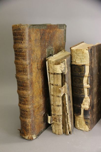 null Set including 4 books:
- MORERI Louis, "Le grand dictionnaire historique ou...
