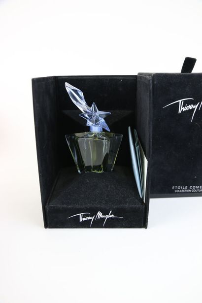 null Thierry Mugler - "Angel - Etoile Comète" - (1992)
Etoile Glamour" luxury bottle...