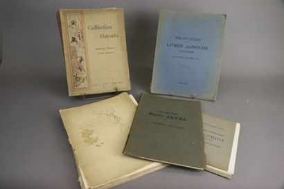 null Lot of Asian documentation and more particularly Japan, prints including Catalogue...