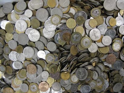 18 Kilos environ de Monnaies modernes de:...