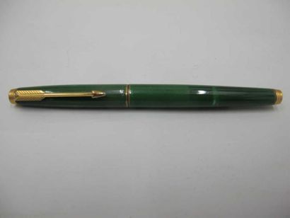 PARKER 75, SP plume or, Laque de Chine Malachite signé, 12.5cm (état d'usage)